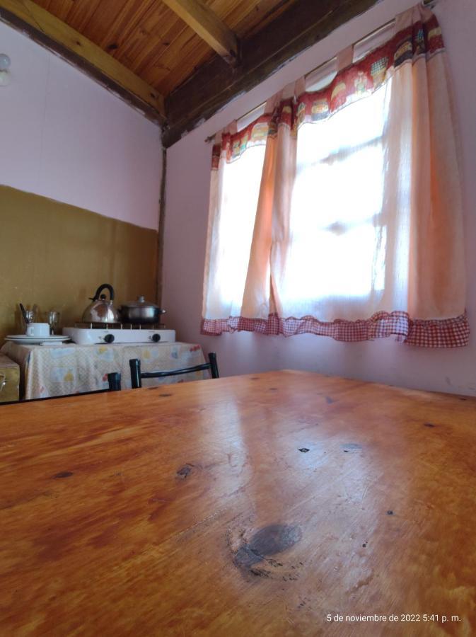 Hotel Juanita Puelches Buitenkant foto